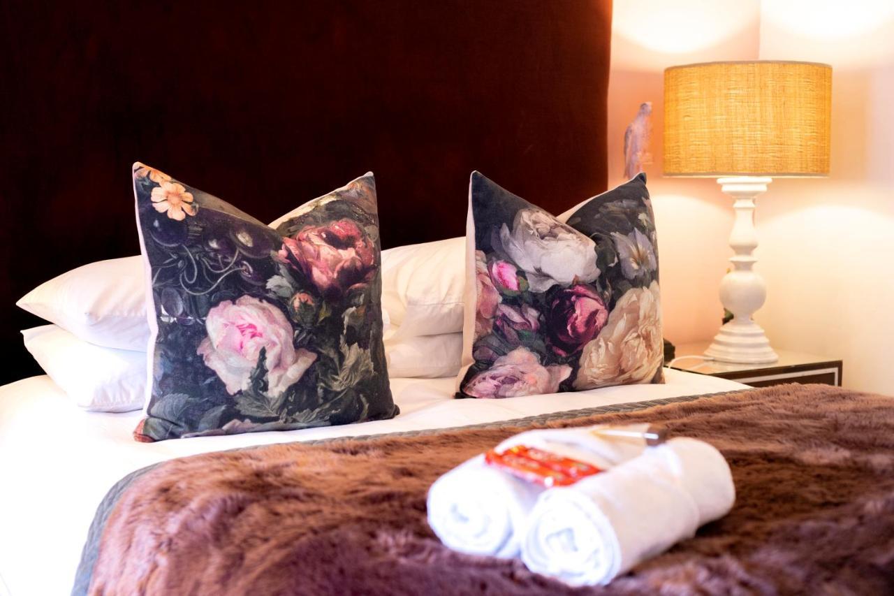 Taunton Manor Hotel Pietermaritzburg Bagian luar foto