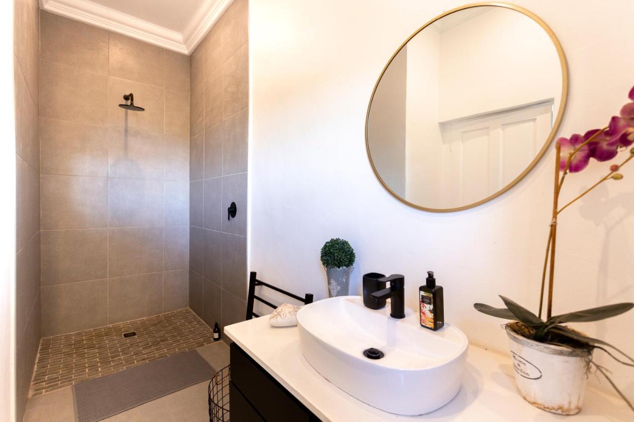 Taunton Manor Hotel Pietermaritzburg Bagian luar foto