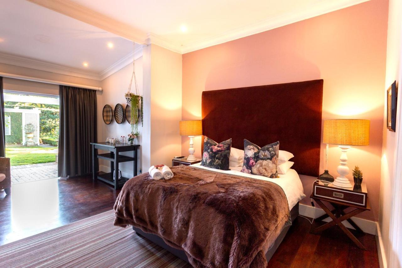Taunton Manor Hotel Pietermaritzburg Bagian luar foto